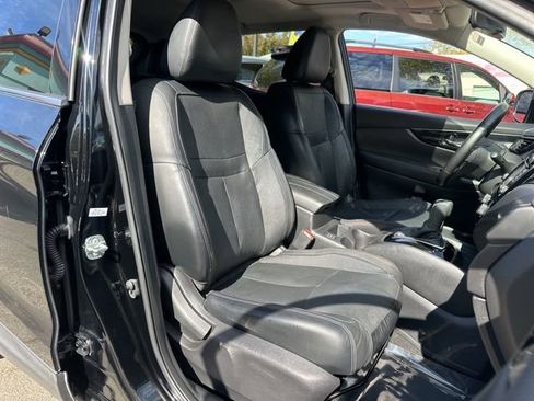 Used 2018 Nissan Rogue Sport SL w/ SL Premium Package image 14