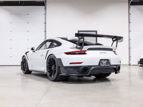 Used 2018 Porsche 911 GT2 RS image 6