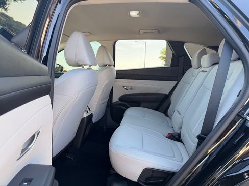 Used 2025 Hyundai Tucson SEL FWD image 5