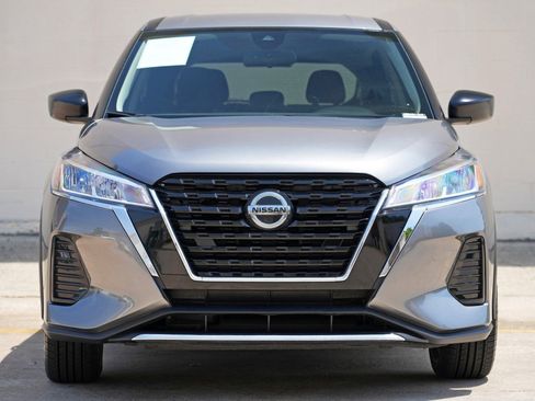 Used 2021 Nissan Kicks S FWD image 6