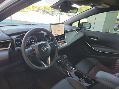 Used 2026 Toyota Corolla XSE image 12
