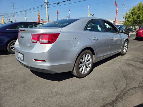 Used 2013 Chevrolet Malibu LT FWD image 3