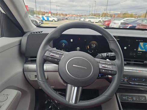 Certified 2025 Hyundai Kona SEL image 14