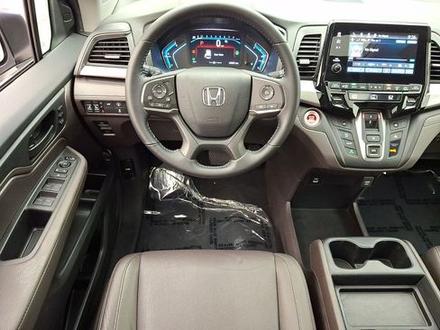 Used 2023 Honda Odyssey EX-L image 24