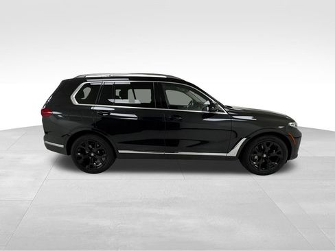 Used 2022 BMW X7 xDrive40i w/ Executive Package image 8