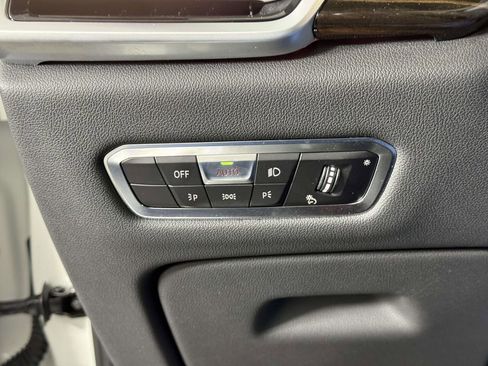 Used 2023 BMW X5 M50i w/ Executive Package image 19