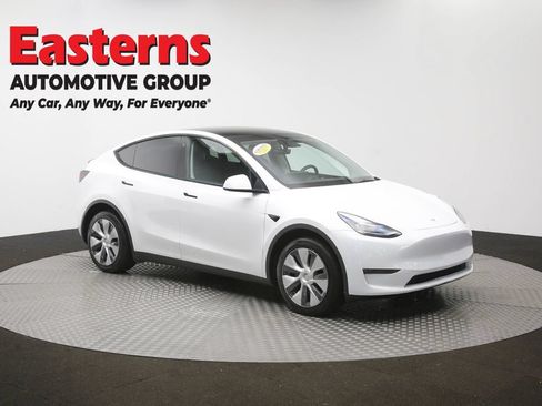 Used 2023 Tesla Model Y Long Range AWD/4WD image 43