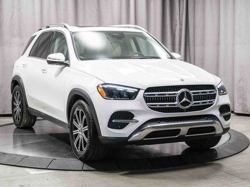 Used 2026 Mercedes-Benz GLE 450e 4MATIC image 5