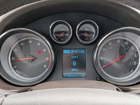 Used 2013 Buick Regal Premium FWD image 11