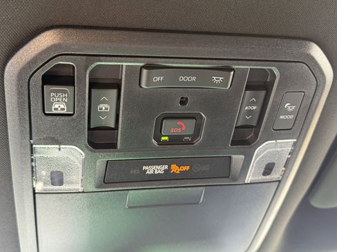 New 2026 Toyota Tundra Platinum AWD/4WD image 17