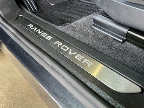 Certified 2024 Land Rover Range Rover Evoque Dynamic SE image 38