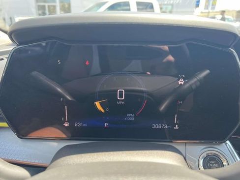 Used 2024 Chevrolet Trax LT FWD image 28