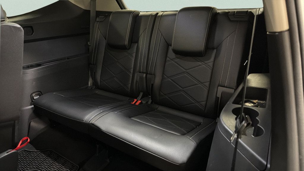 Used 2024 Volkswagen Atlas SE FWD image 34