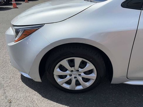 Used 2024 Toyota Corolla LE image 18