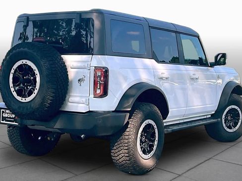 Used 2023 Ford Bronco Outer Banks w/ Sasquatch Package AWD/4WD image 13