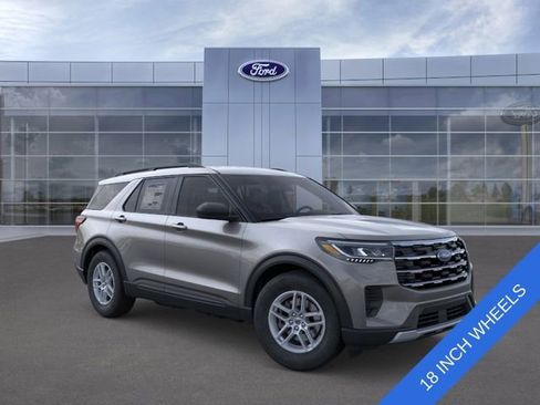 New 2026 Ford Explorer Active RWD image 7