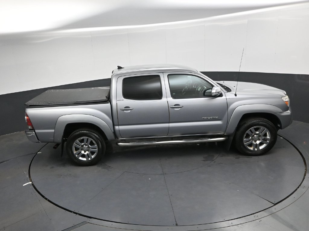 Used 2015 Toyota Tacoma 4x4 Double Cab w/ Limited Package image 29