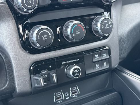 New 2026 RAM 1500 Express image 21