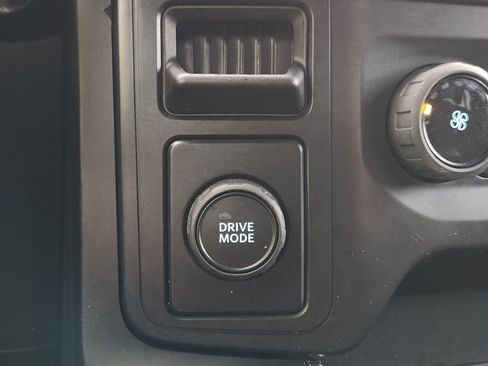Used 2021 Ford F150 XL w/ STX Appearance Package RWD image 23