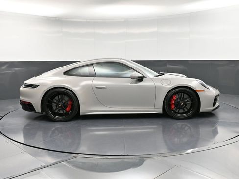 Certified 2022 Porsche 911 Carrera 4 GTS image 9