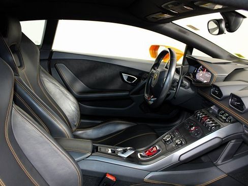 Used 2017 Lamborghini Huracan LP 580-2 image 23