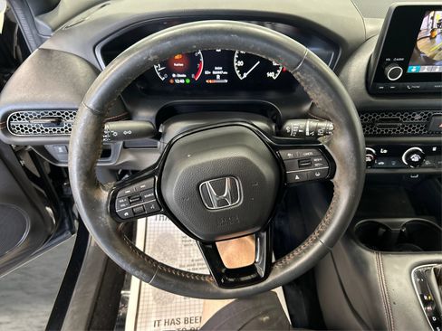 Used 2024 Honda HR-V Sport image 16