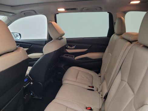 Used 2019 Subaru Ascent Limited image 18