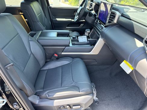 New 2026 Toyota Tundra Platinum AWD/4WD image 17