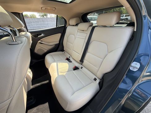 Used 2019 Mercedes-Benz GLA 250 4MATIC image 21