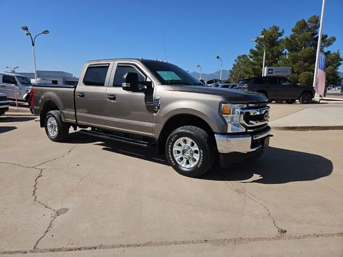 Used 2020 Ford F250 XL w/ STX Appearance Package AWD/4WD image 5