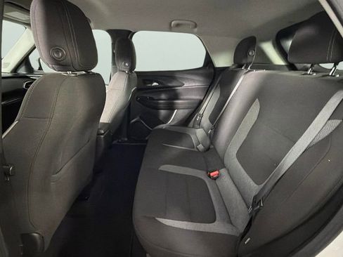 Certified 2023 Chevrolet TrailBlazer LT FWD image 25