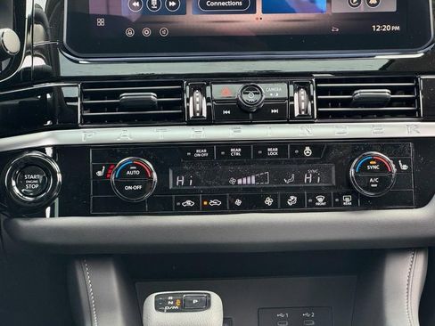 New 2026 Nissan Pathfinder SL w/ SL Premium Package image 12