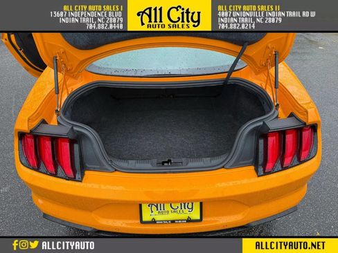 Used 2018 Ford Mustang Coupe w/ Equipment Group 101A image 31