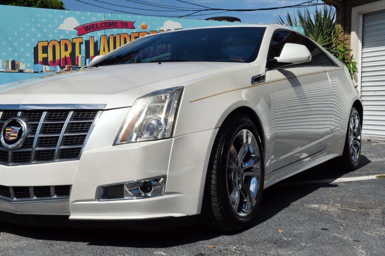 Used 2012 Cadillac CTS Premium AWD/4WD image 4