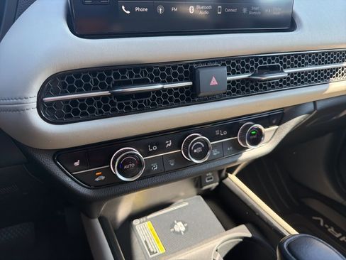 Certified 2023 Honda HR-V EX-L image 34