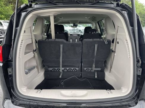 Certified 2023 Chrysler Voyager LX FWD image 42
