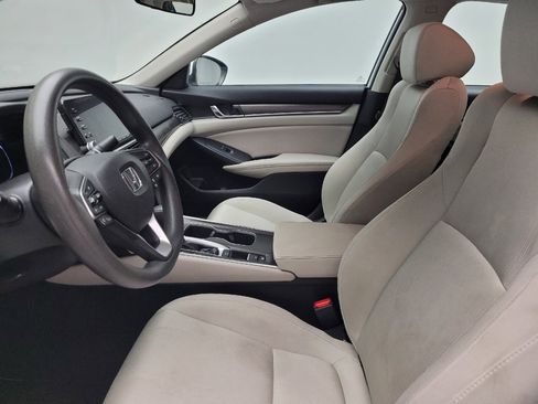 Used 2018 Honda Accord LX image 17