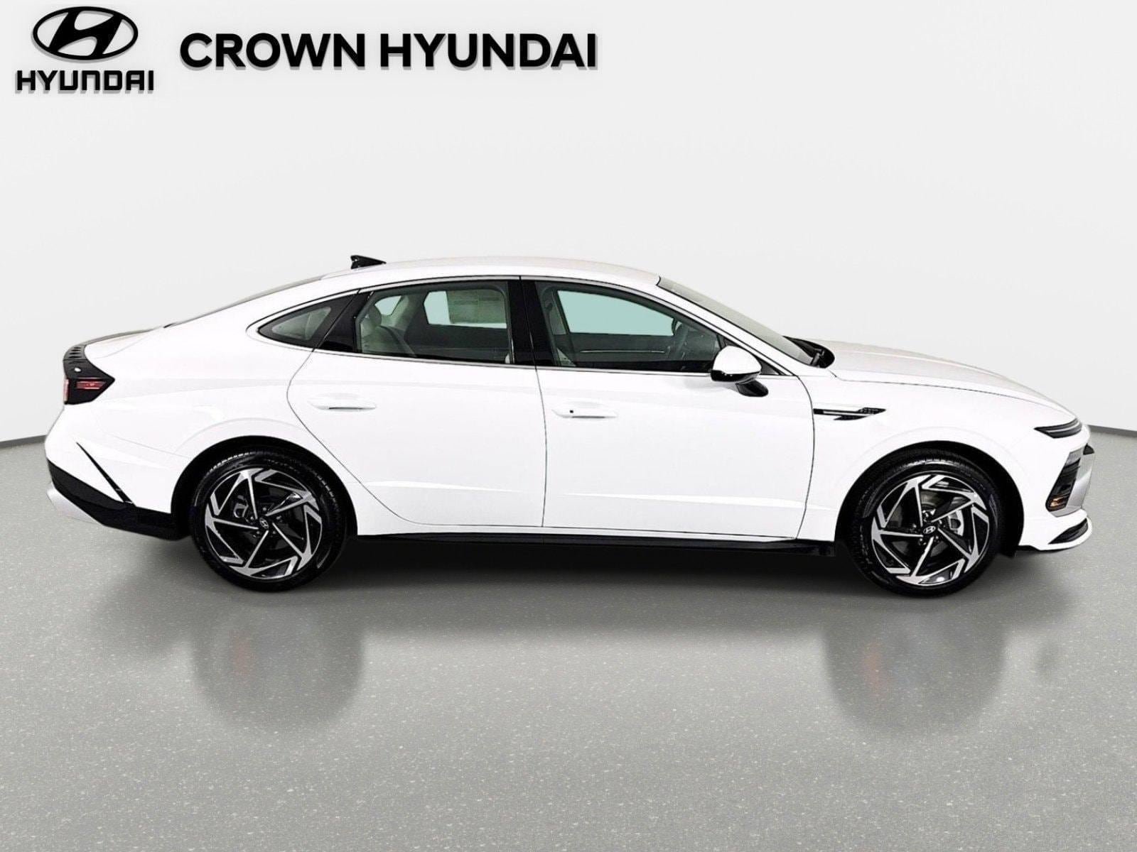 New 2026 Hyundai Sonata SEL FWD image 4