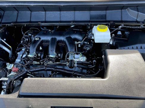 New 2026 Nissan Pathfinder SV AWD/4WD image 11