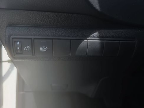 Used 2026 Toyota Corolla SE FWD image 25