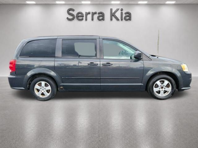 Used 2012 Dodge Grand Caravan SXT FWD image 27