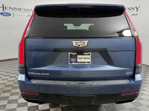 Used 2025 Cadillac Escalade Sport Platinum w/ LPO, Floor Liner Package AWD/4WD image 33