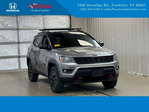 Used 2019 Jeep Compass Trailhawk AWD/4WD image 1