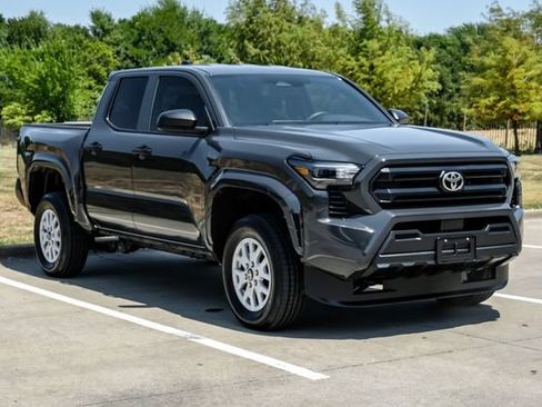 Used 2026 Toyota Tacoma SR RWD image 8