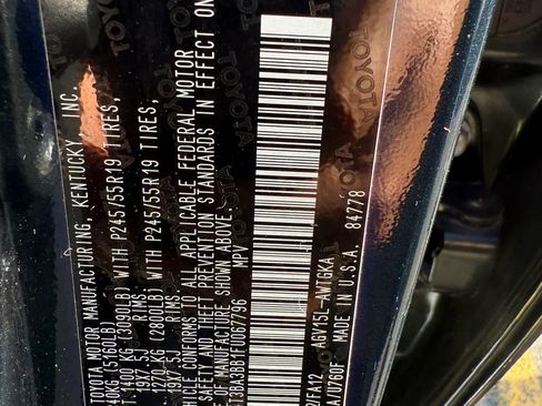 Used 2015 Toyota Venza LE image 24