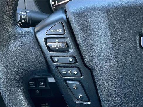 Certified 2022 Nissan Frontier SV image 22