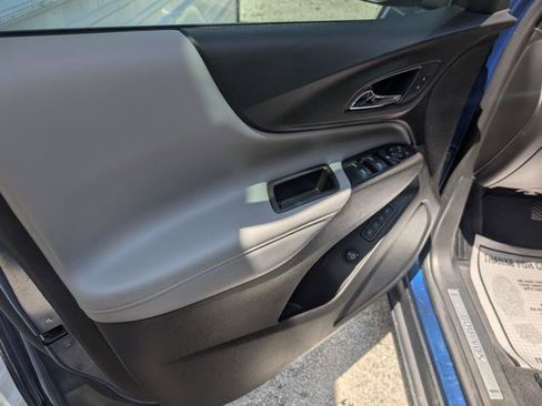 Used 2020 Chevrolet Equinox Premier FWD image 6