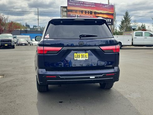 New 2026 Toyota Sequoia Platinum AWD/4WD image 8