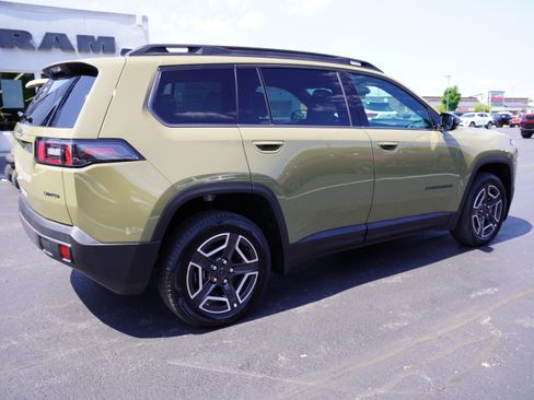 New 2026 Jeep Cherokee Limited AWD/4WD image 3