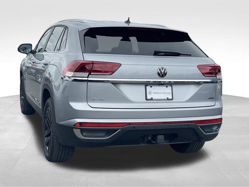 Used 2023 Volkswagen Atlas Cross Sport SE w/ Black Wheel Package AWD/4WD image 5